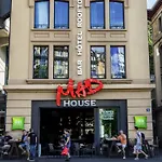 Hotel Ibis Styles Center Madhouse 3*