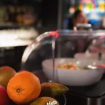 洛桑中心宜必思尚品酒店 3*