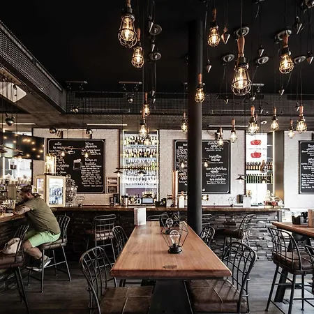 Ibis Styles Center Madhouse Лозанна