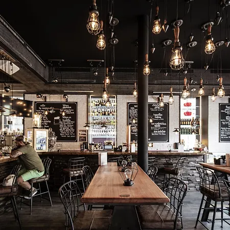 Ibis Styles Center Madhouse Отель