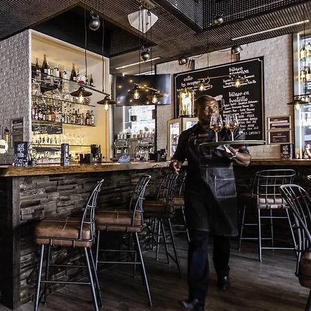 Ibis Styles Center Madhouse