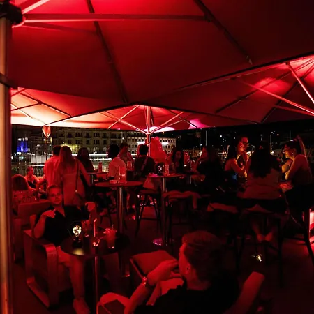 Hotel Ibis Styles Center Madhouse