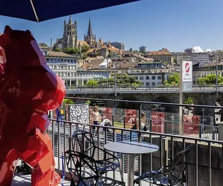 Hotel Ibis Styles Center Madhouse