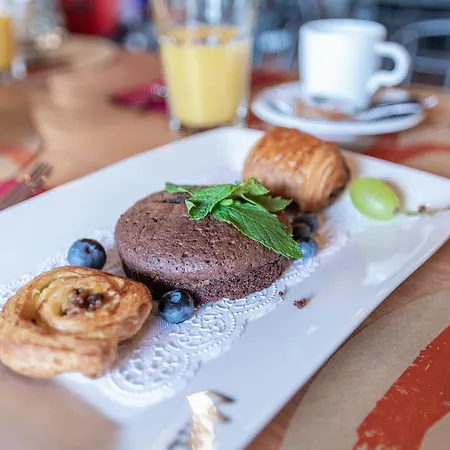 洛桑中心宜必思尚品酒店 酒店 3*