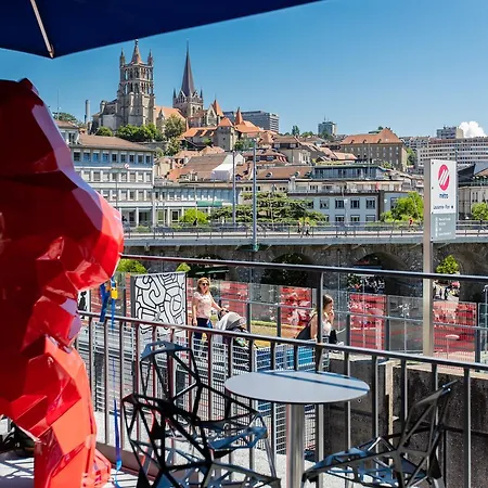 Ibis Styles Center Madhouse 3* Lozan