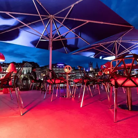 洛桑中心宜必思尚品酒店 3* 洛桑