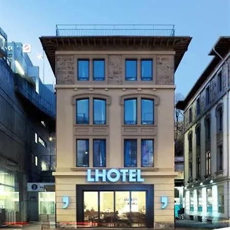 Ibis Styles Center Madhouse Hotel 3*