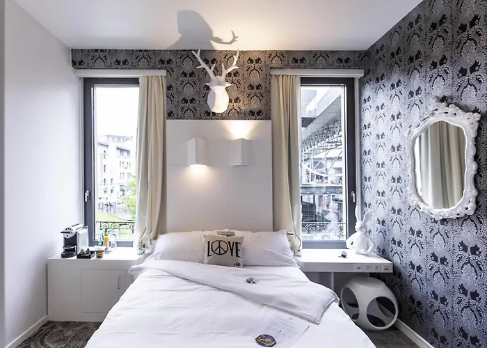 Ibis Styles Center Madhouse