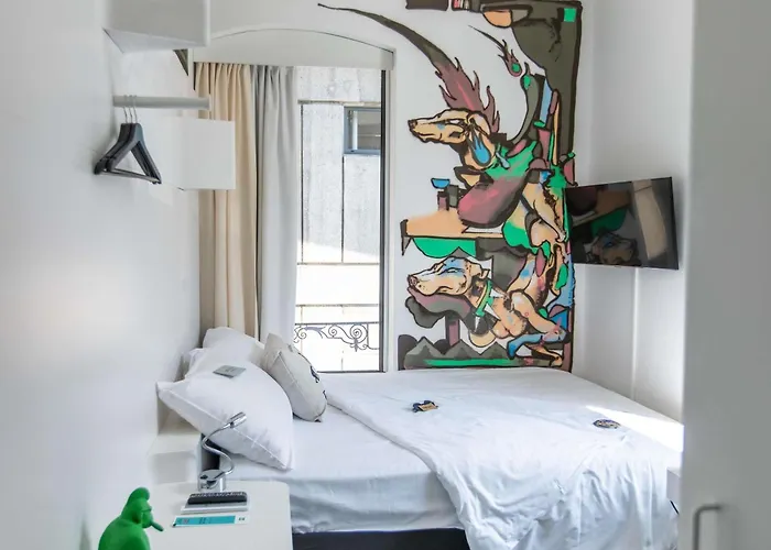 Ibis Styles Center Madhouse מלון 3*