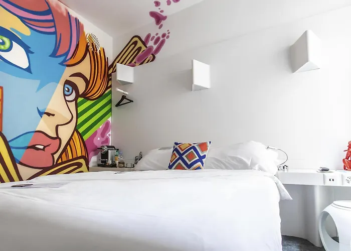 Ibis Styles Center Madhouse 3*