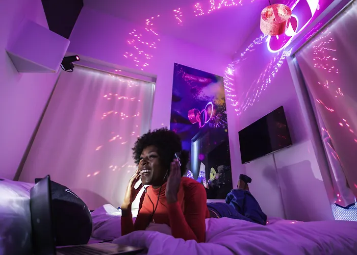 מלון Ibis Styles Center Madhouse 3*