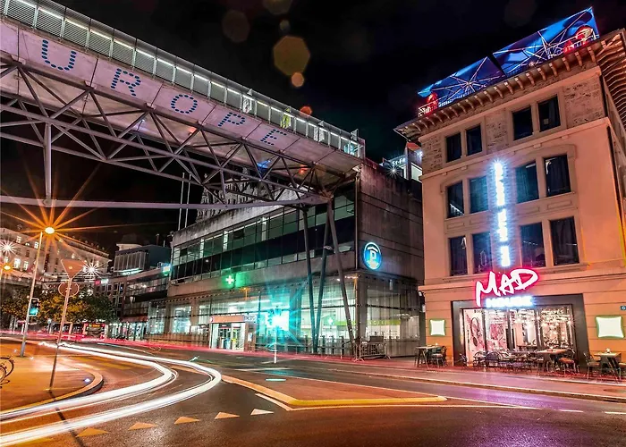 Ibis Styles Center Madhouse מלון לוזאן