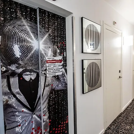 Ibis Styles Center Madhouse Hotel 3*