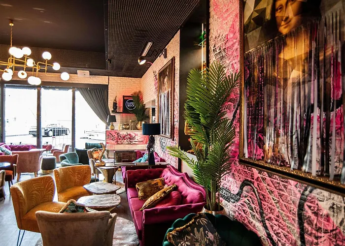 Отель Ibis Styles Center Madhouse 3*